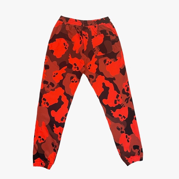 NWT ILL EFFECT RED CATACOMBS sweatpants - Picture 3 of 4